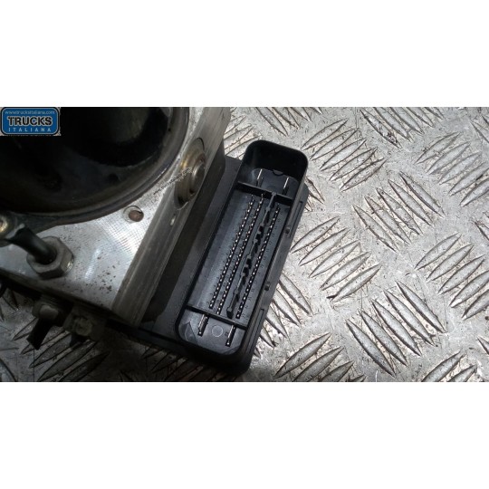 GRUPPO ABS VOLVO V50 usato
