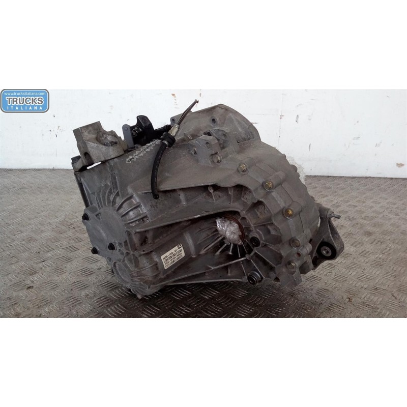 VOLVO GEARBOXES  VOLVO V50 used