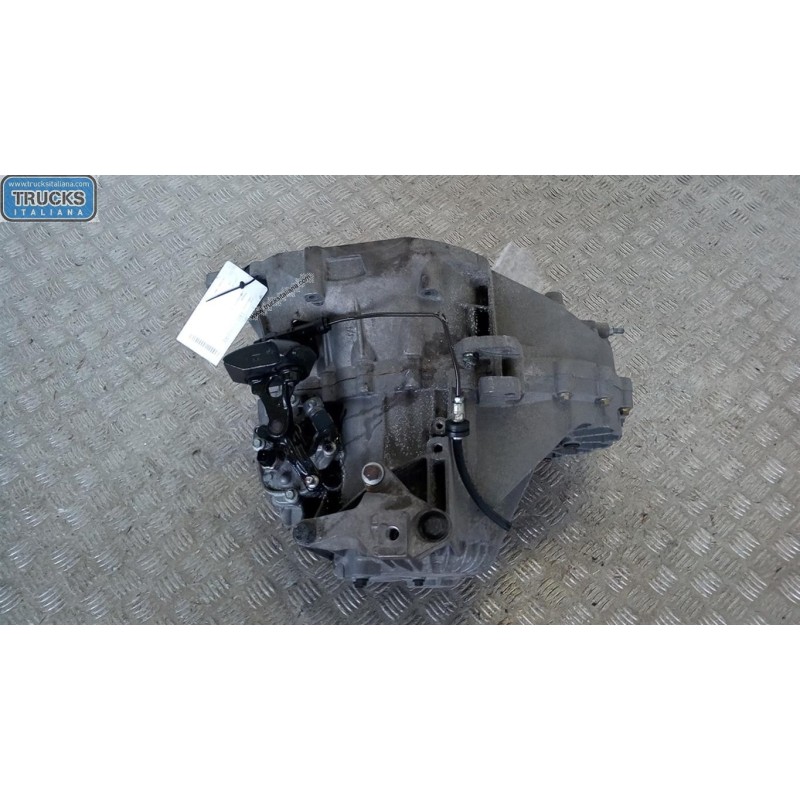 VOLVO GEARBOXES  VOLVO V50 used