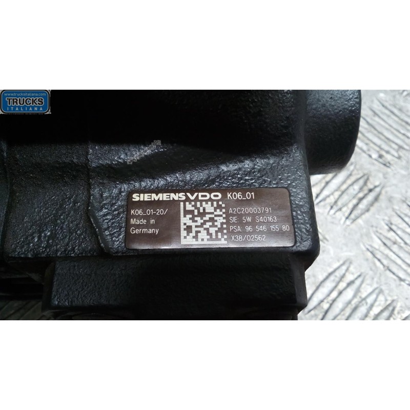 VOLVO INJECTION PUMP  VOLVO V50 used