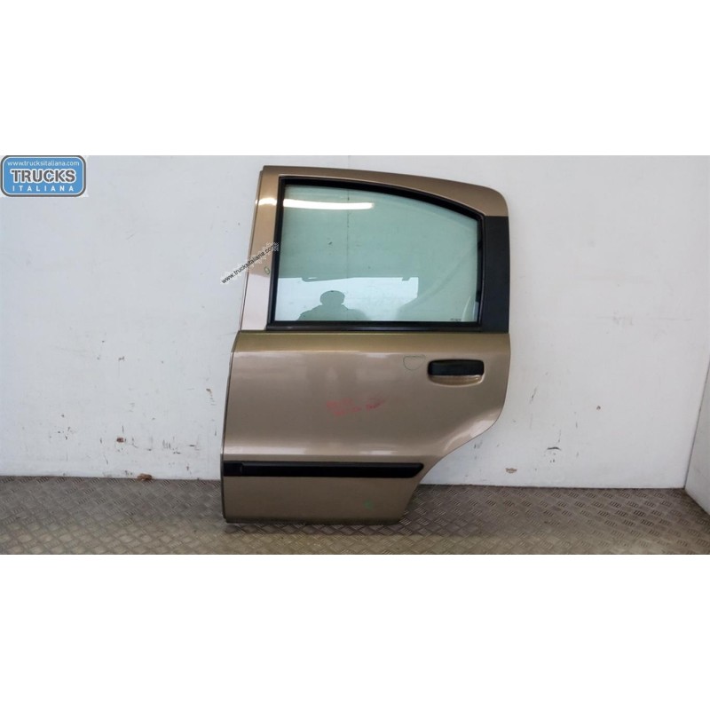 FIAT PORTA POSTERIORE SINISTRA FIAT Panda 2010>2012 usato