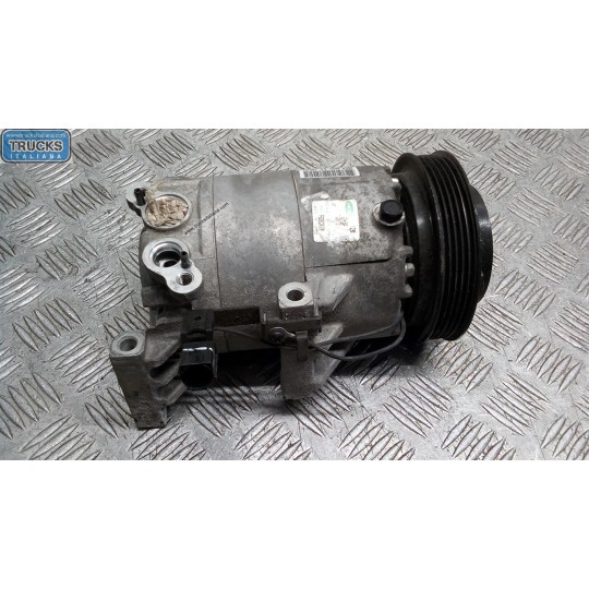 COMPRESSORE ARIA CONDIZIONATA HYUNDAI i20 2008>2012 usato