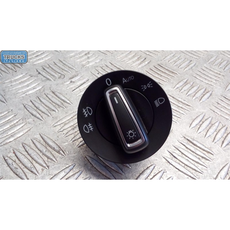 VOLKSWAGEN BLOCK LOGHTS  VOLKSWAGEN Golf 7 2012>2016 used