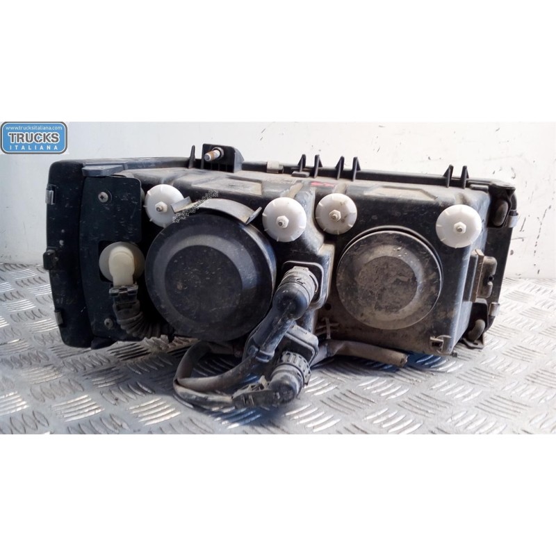 DAF FARO ANTERIORE SINISTRO DAF XF95 usato