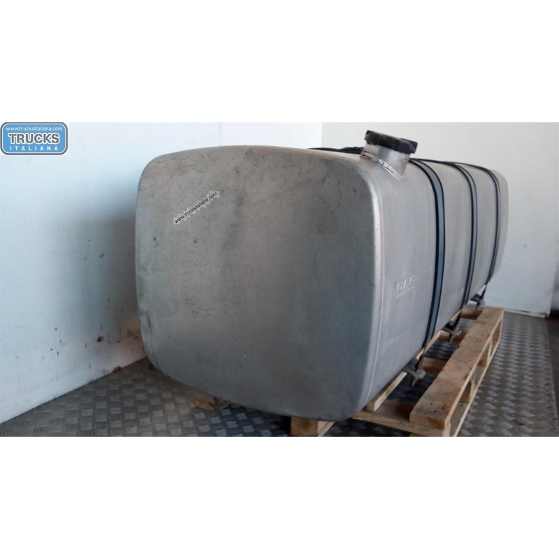 DAF SERBATOIO CARBURANTE DAF XF95 usato