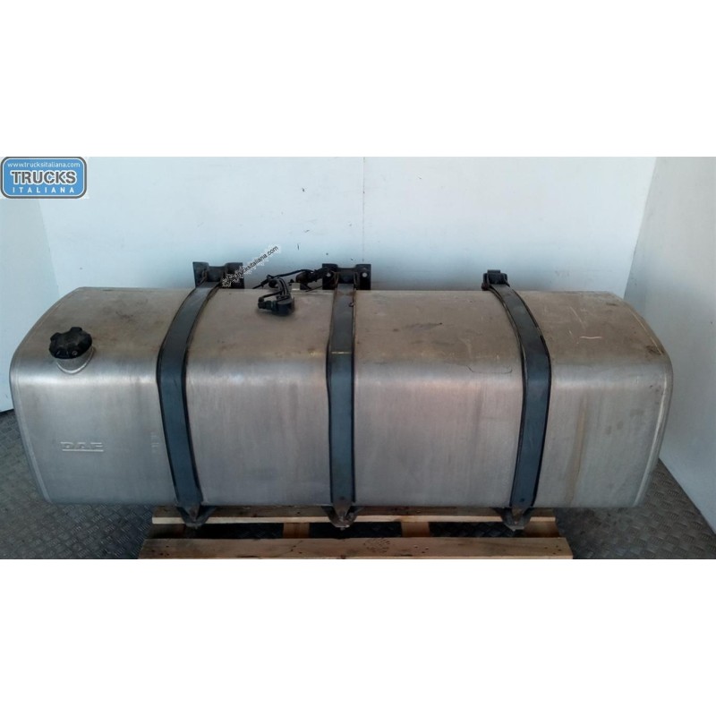 DAF SERBATOIO CARBURANTE DAF XF95 usato