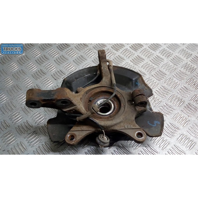 SUZUKI MONTANTE COMPLETO DESTRO SUZUKI Swift 2005>2009 usato