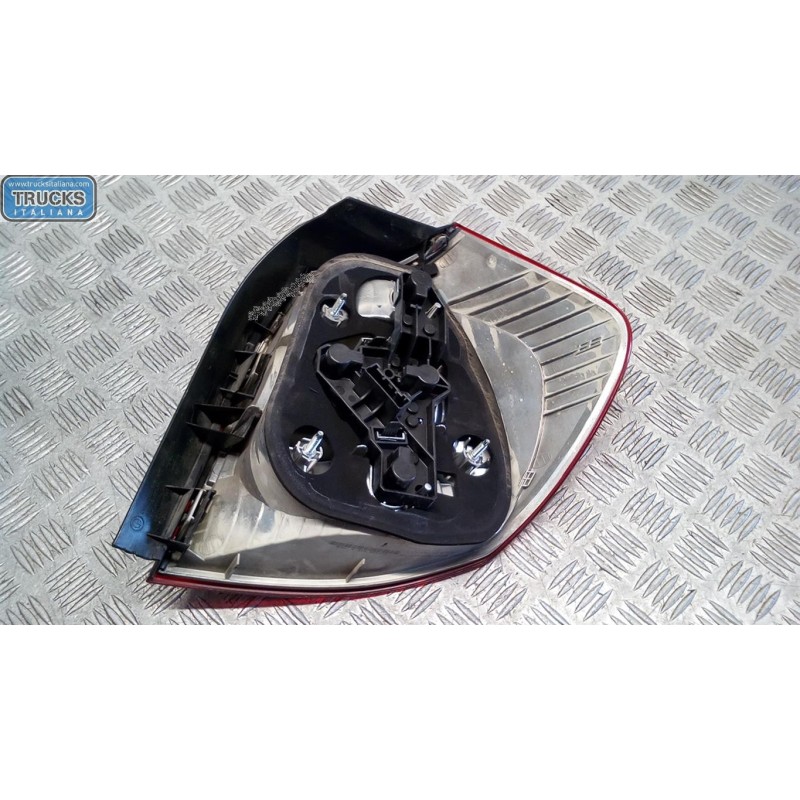 BMW FARO POSTERIORE ESTERNO SINISTRO BMW Serie 1 (E87) 2003>2007 usato