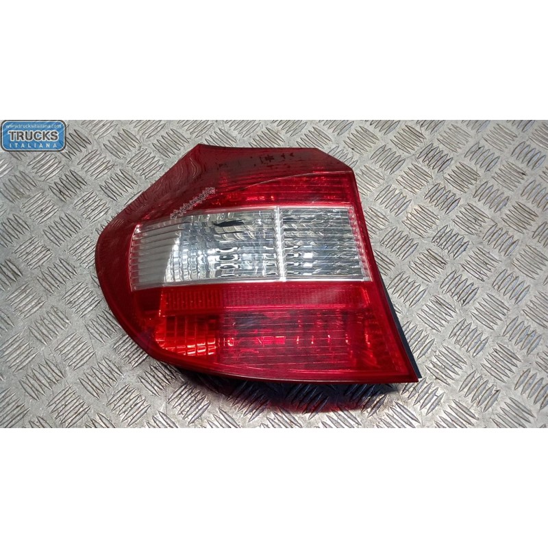 BMW FARO POSTERIORE ESTERNO SINISTRO BMW Serie 1 (E87) 2003>2007 usato