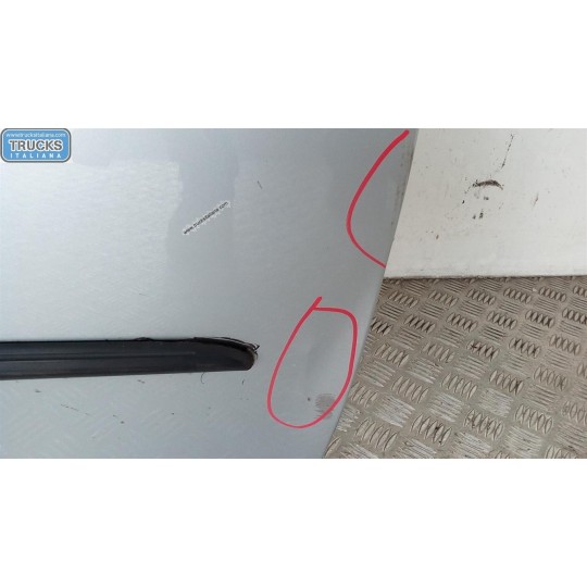 PORTA ANTERIORE DESTRA FIAT F.Punto 2012> usato