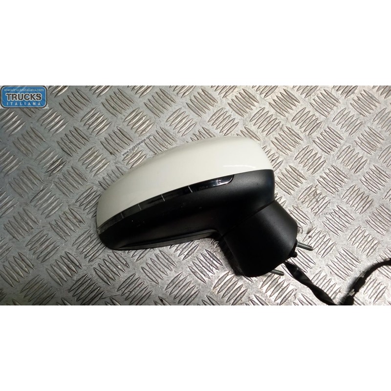 AUDI RIGHT ELETRIC REAR-VIEW MIRROR  AUDI A1 2010> used