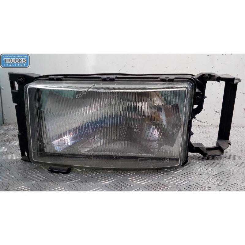 SCANIA FARO ANTERIORE SINISTRO SCANIA 124 usato