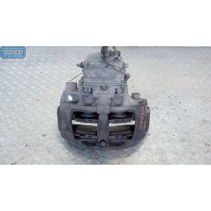 SCANIA PINZA ANTERIORE DESTRA SCANIA 124 usato