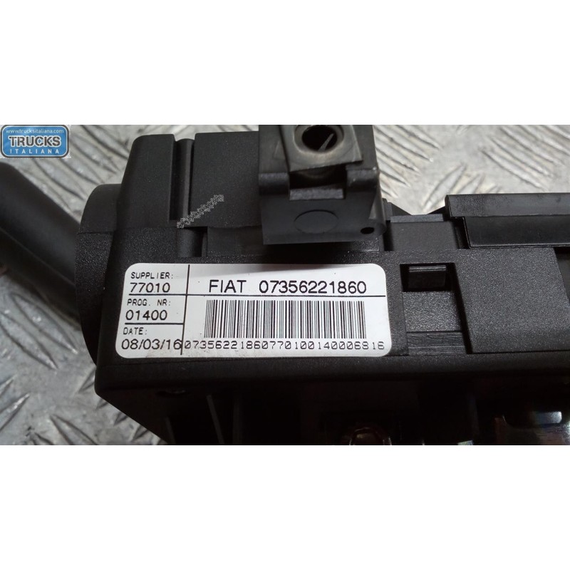 LANCIA DEVIOLUCI LANCIA Ypsilon 2015> usato