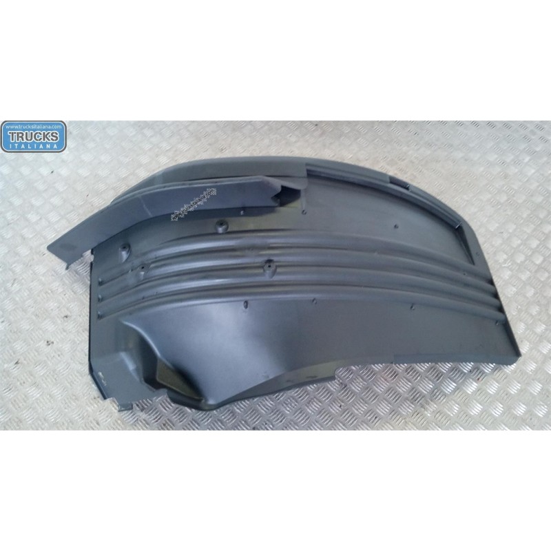 SCANIA PARAFANGO ANTERIORE SINISTRO SCANIA 124 usato