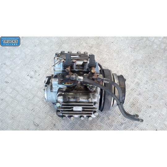 AIR CONDITIONER COMPRESSOR MERCEDES BUS O405 BUS used