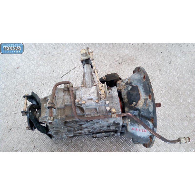 NISSAN truck CAMBIO NISSAN truck Atleon usato