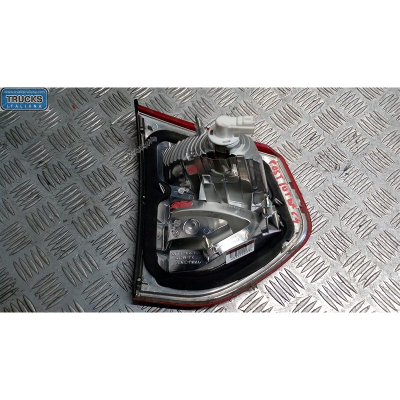 CITROEN RIGHT REAR LIGHT ON BACK  CITROEN C4 Picasso 2010>2013 used