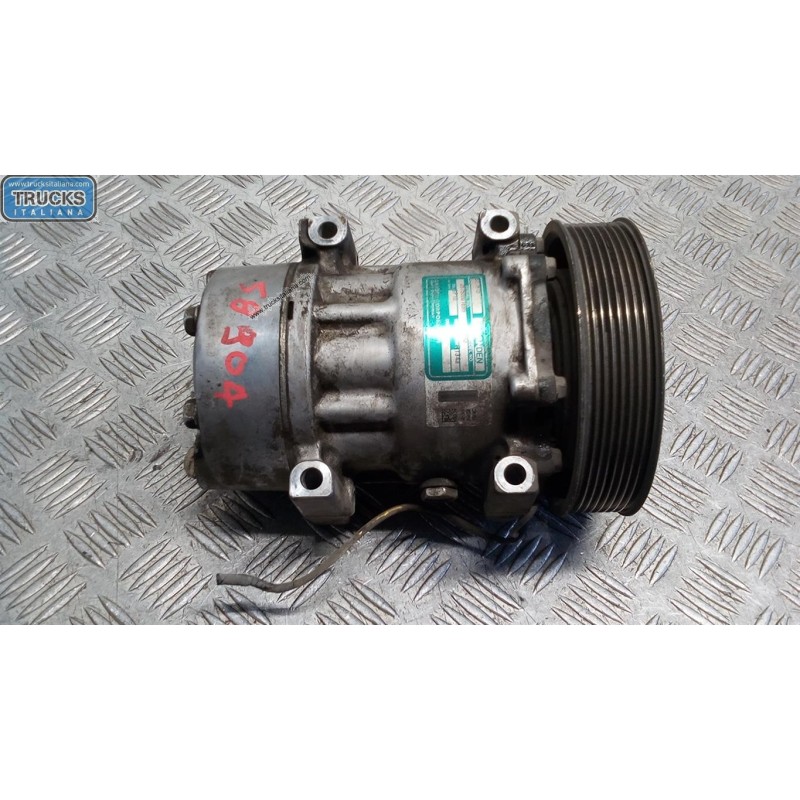 RENAULT truck AIR CONDITIONER COMPRESSOR RENAULT truck Premium 2005>2013 used