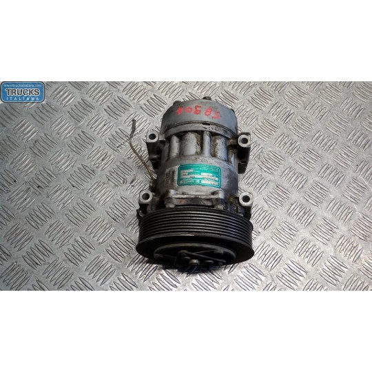 COMPRESSORE ARIA CONDIZIONATA RENAULT truck Premium 2005>2013 usato