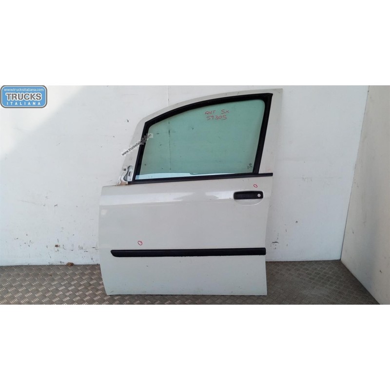 FIAT LEFT FRONT DOOR FIAT Idea 2005>2013 used