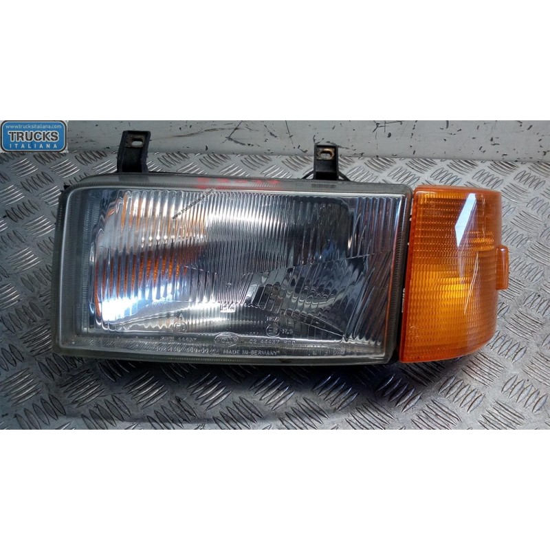VOLKSWAGEN van FRONT LEFT FLASHLIGHT  VOLKSWAGEN van Trasporter T4 1996>2003 used