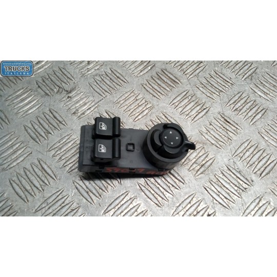 VARIOUS SWITCHES AND BUTTONS A
 ALFA ROMEO Mito 2013> used