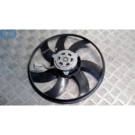 CONVOGLIATORE ELETTROVENTOLA NISSAN Micra 2014 >2017 usato