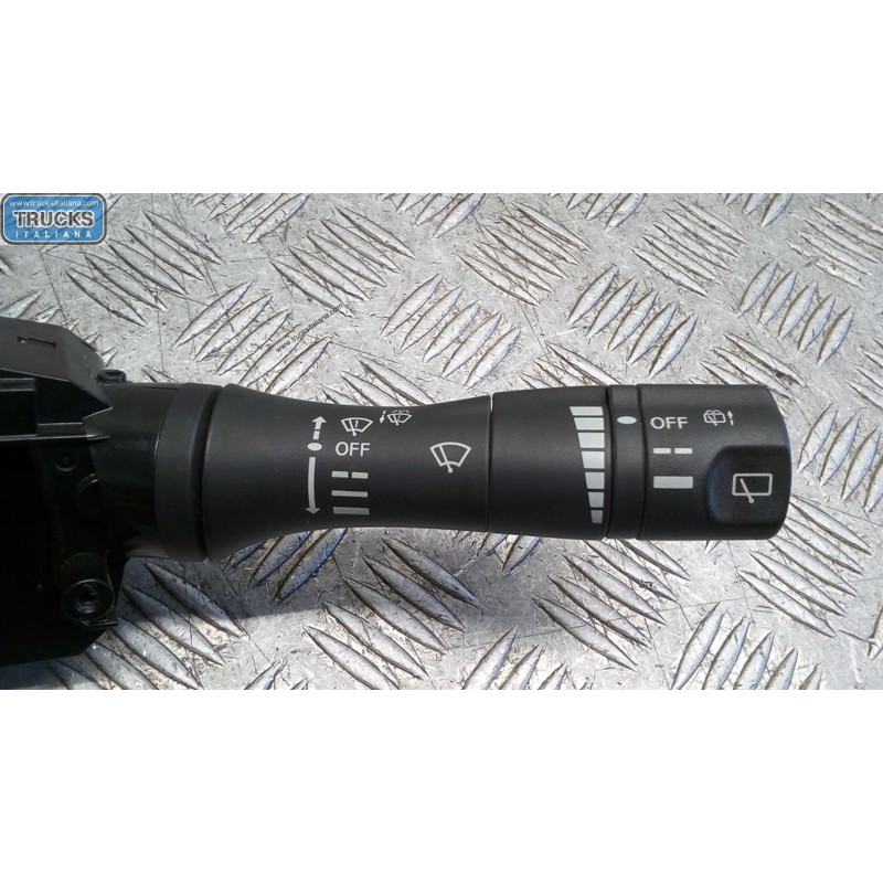 NISSAN DEVIOLUCI NISSAN Micra 2014 >2017 usato