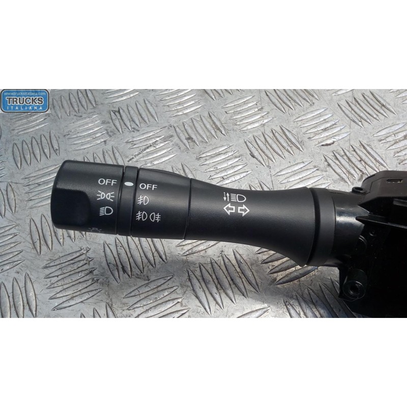 NISSAN DEVIOLUCI NISSAN Micra 2014 >2017 usato