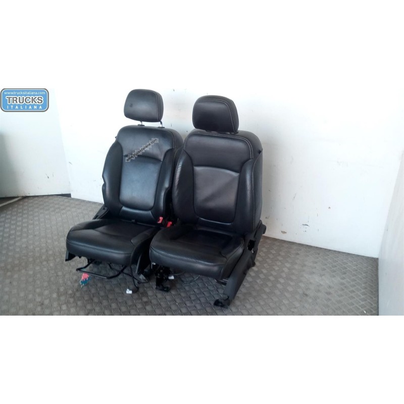 FIAT KIT SEATS  FIAT Freemont 2011> used