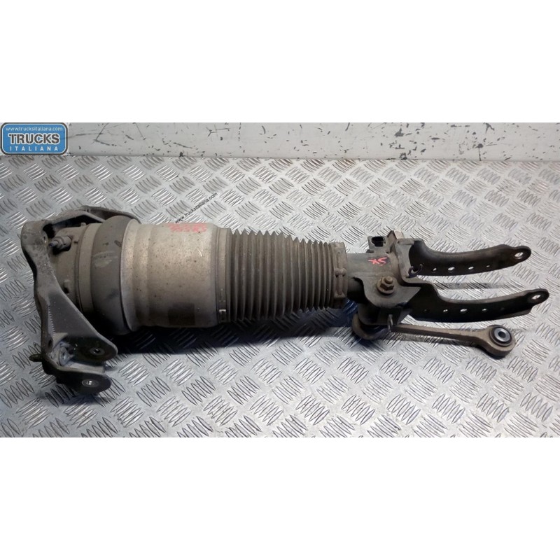 VOLKSWAGEN LEFT FRONT SCHOCK ASSORBER VOLKSWAGEN Touareg 2002>2007 used