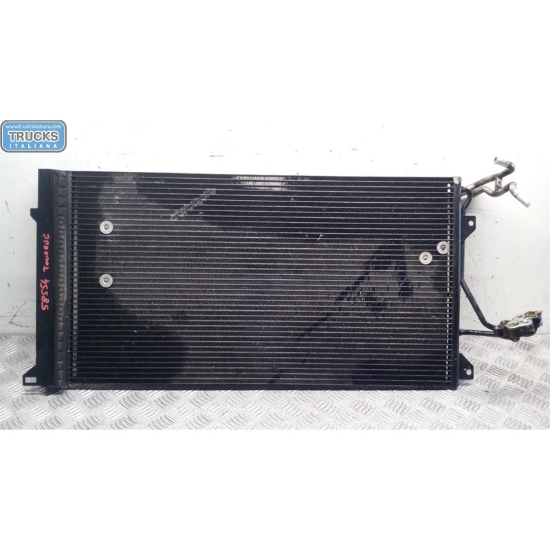 VOLKSWAGEN RADIATORE CLIMATIZZATORE VOLKSWAGEN Touareg 2002>2007 usato