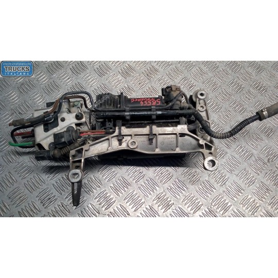 SUSPENSIONS LEVELLING PUMP  VOLKSWAGEN Touareg 2002>2007 used