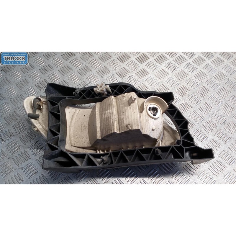 DAF FENDINEBBIA SINISTRO DAF XF106 usato