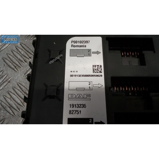 SCATOLA FUSIBILI DAF XF106 usato