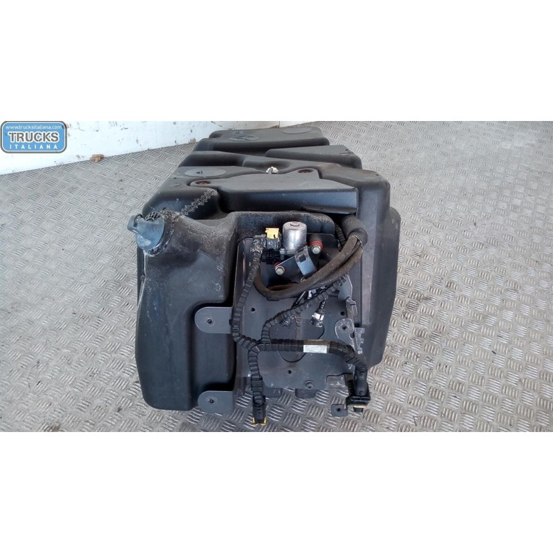 DAF SERBATOIO ADBLUE DAF XF106 usato