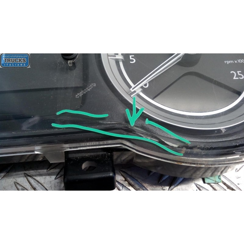 DAF QUADRO STRUMENTI DAF XF106 usato