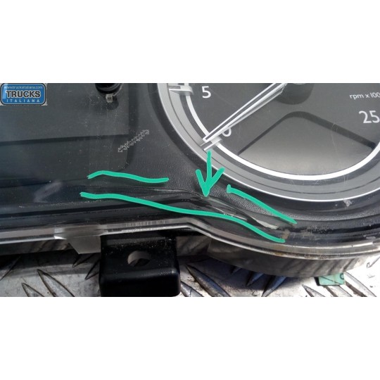 QUADRO STRUMENTI DAF XF106 usato