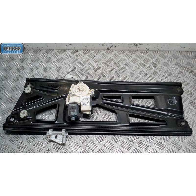 DAF ALZA VETRI ANTERIORI SINISTRO DAF XF106 usato