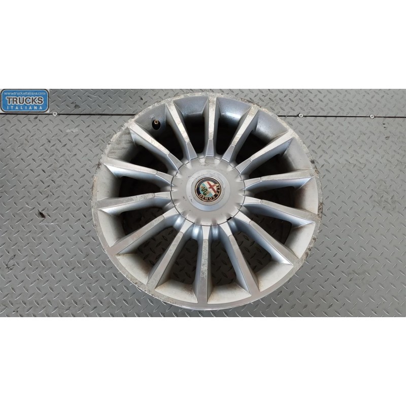 ALFA ROMEO KIT 4 CERCHI IN LEGA ALFA ROMEO Mito 2013> usato