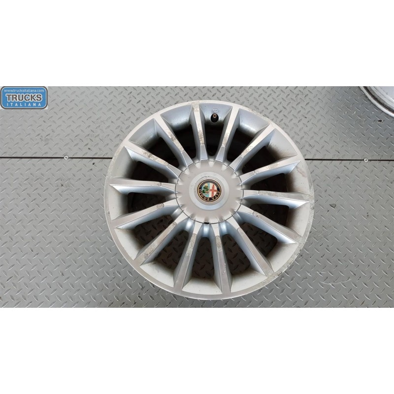 ALFA ROMEO KIT 4 CERCHI IN LEGA ALFA ROMEO Mito 2013> usato