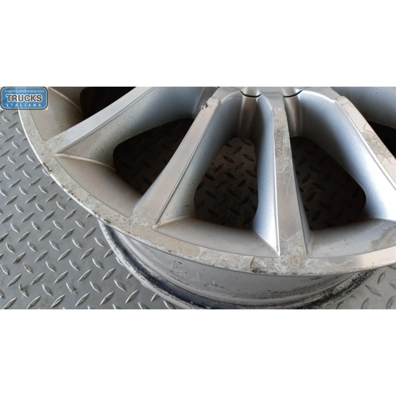 ALFA ROMEO KIT 4 CERCHI IN LEGA ALFA ROMEO Mito 2013> usato