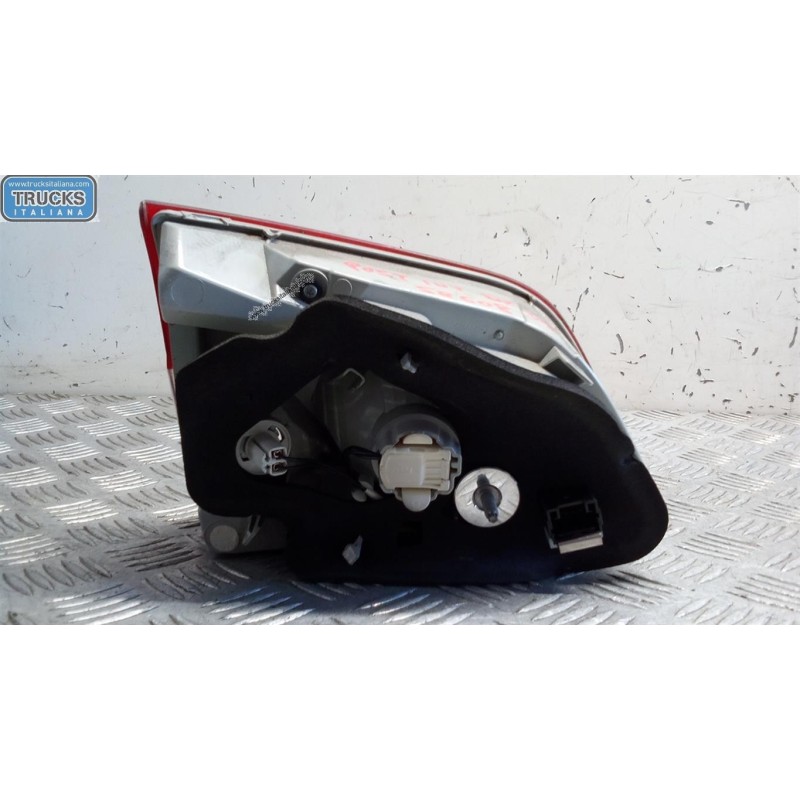PEUGEOT FARO POST INTERNO LED DESTRO PEUGEOT 308 2014>2017 usato