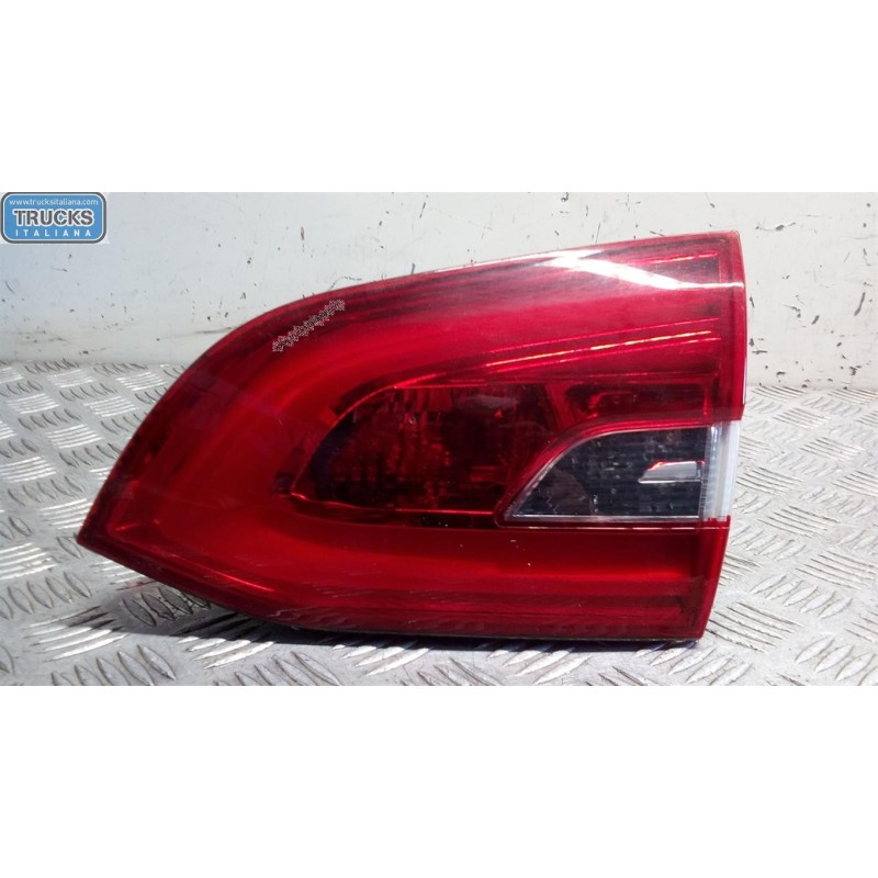 PEUGEOT FARO POST INTERNO LED DESTRO PEUGEOT 308 2014>2017 usato