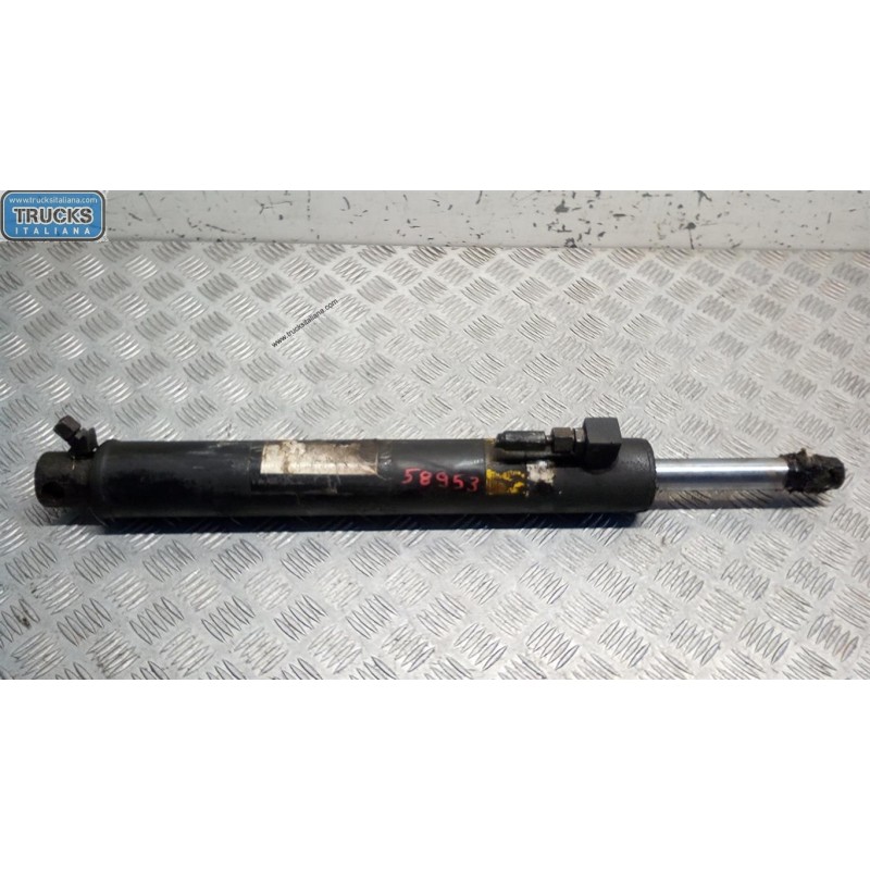 MACCHINE OPERATRICI HYDRAULIC CYLINDERS  MACCHINE OPERATRICI GENERICO used