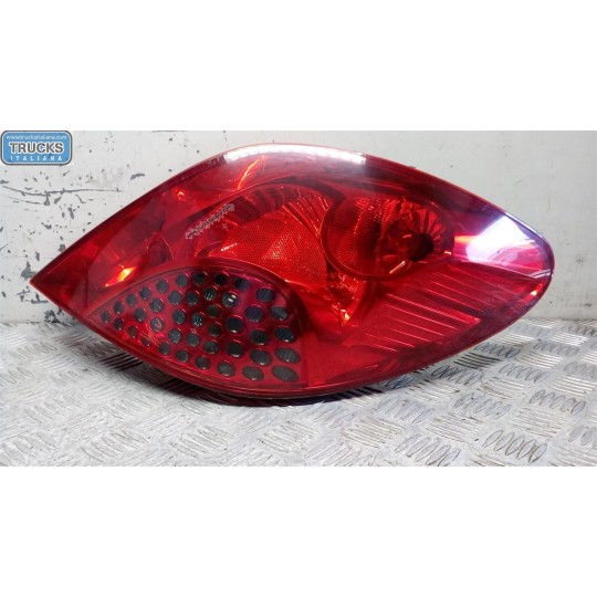 FARO POSTERIORE ESTERNO DESTRO PEUGEOT 207 2006>2009 usato