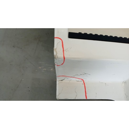 PARAFANGO ANTERIORE SINISTRO MAN TGX euro 6 usato