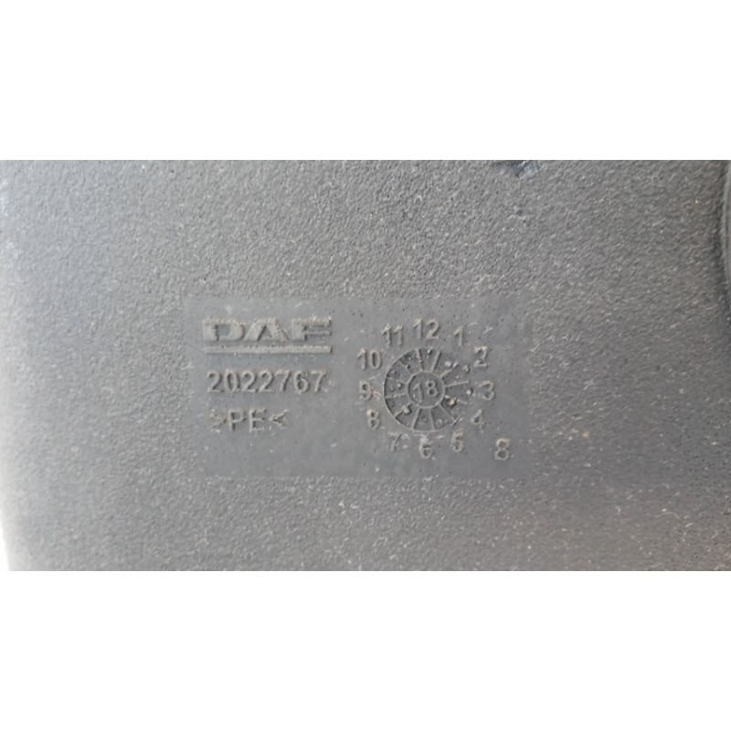 DAF SERBATOIO ADBLUE DAF XF106 usato
