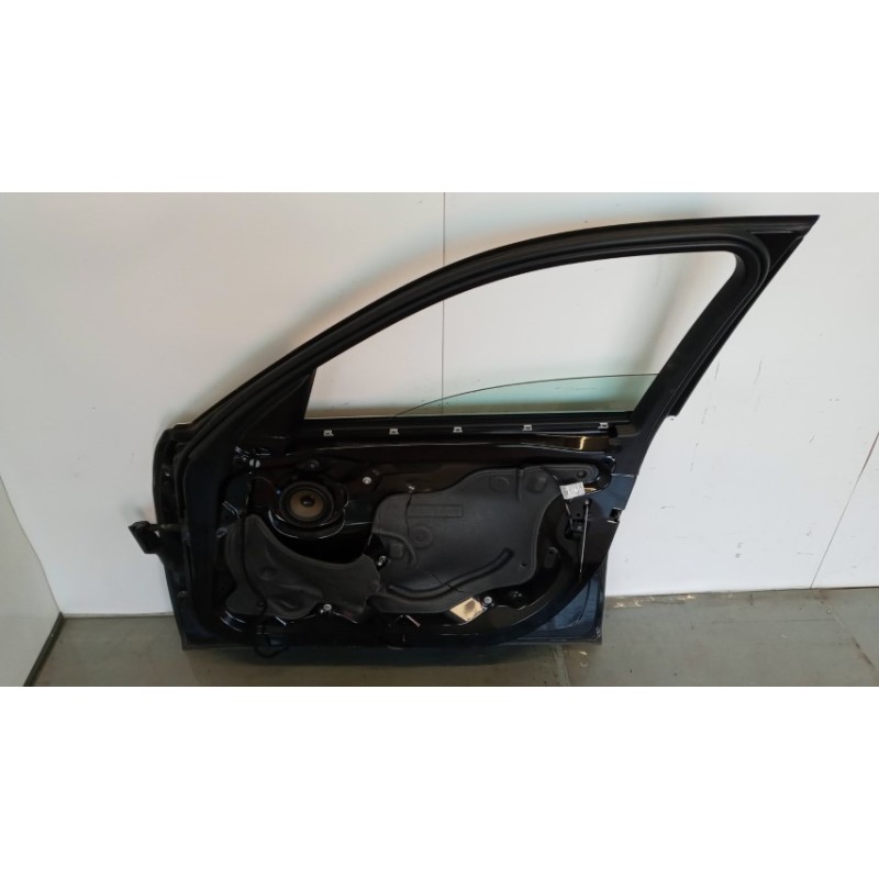 BMW RIGHT FRONT DOOR  BMW Serie 3 (F30) Berl 2011> used